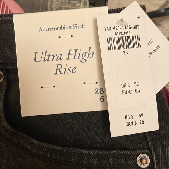 Abercrombie & Fitch -High Rise- Black Jean Skirt - Picture 3 of 9